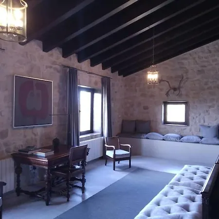 Luxurious Secluded *