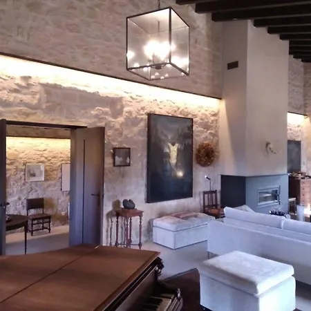 Luxurious Secluded Villa Calaceite